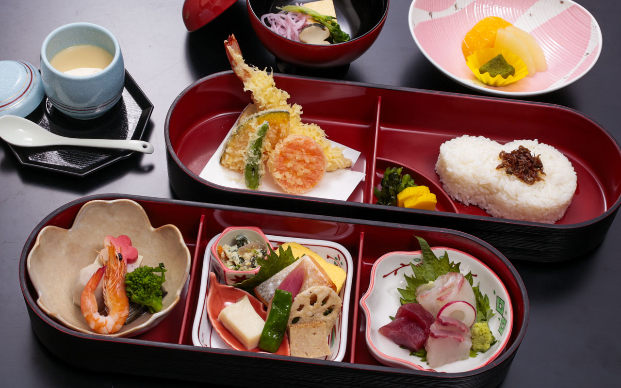 和弁当の一例00